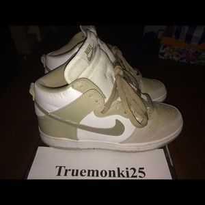 Nike sb Khaki sz 6 used